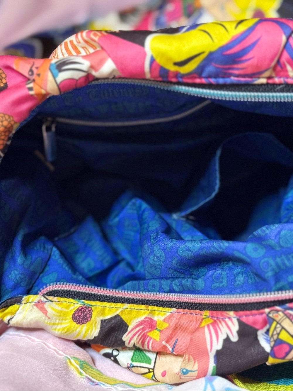 Raver Girls Harajuku Lovers hobo bag - Picture 7 of 9